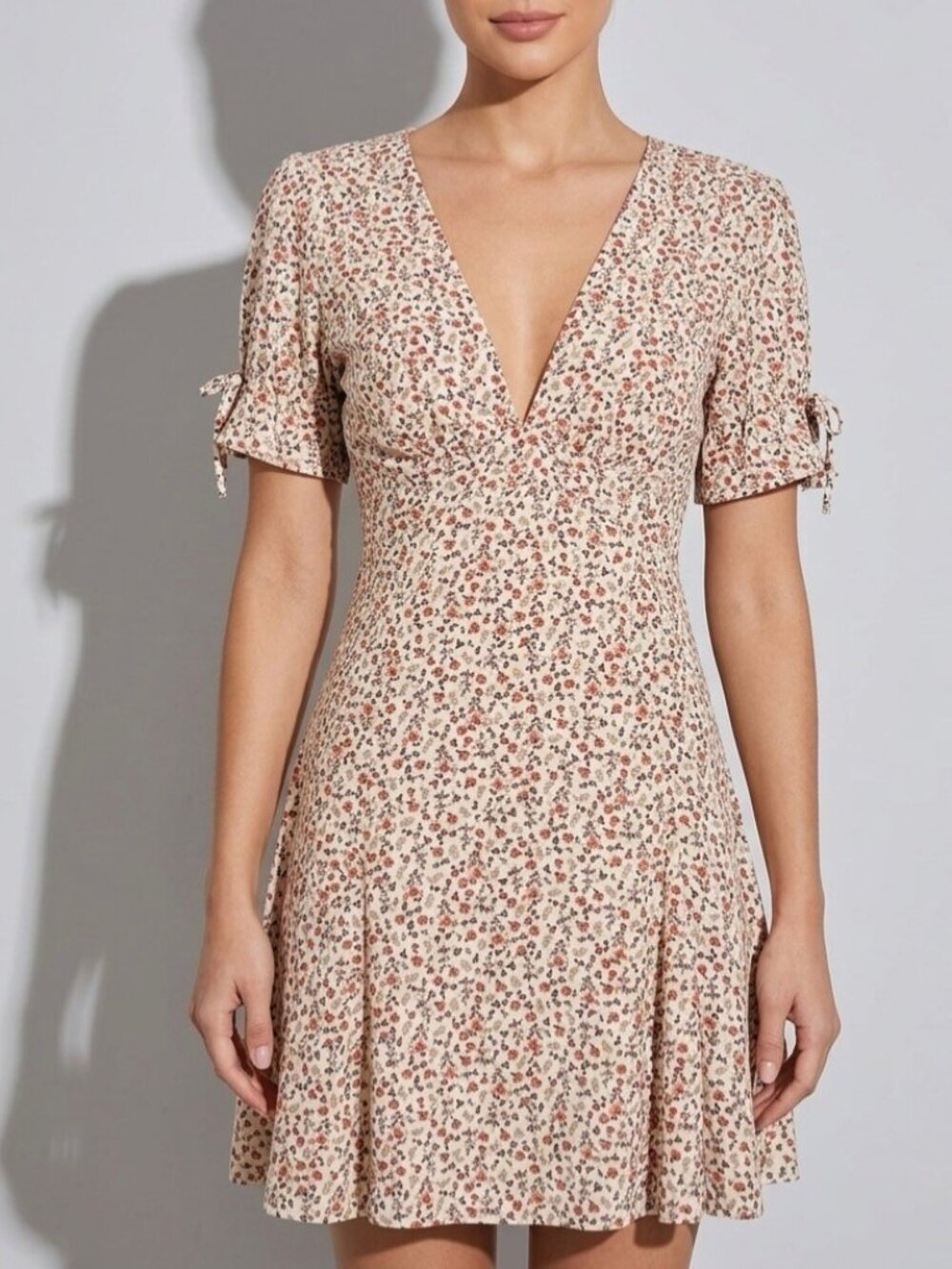 Princess Polly Ditsy Floral V-Neck Empire Waist Mini Babydoll Dress 2 XS Boho